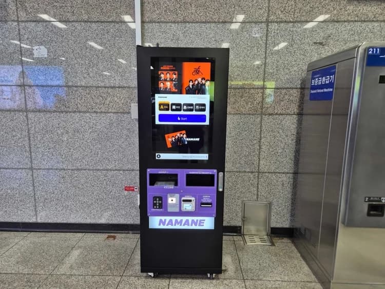 Apgujeong Rodeo Station Photo 1